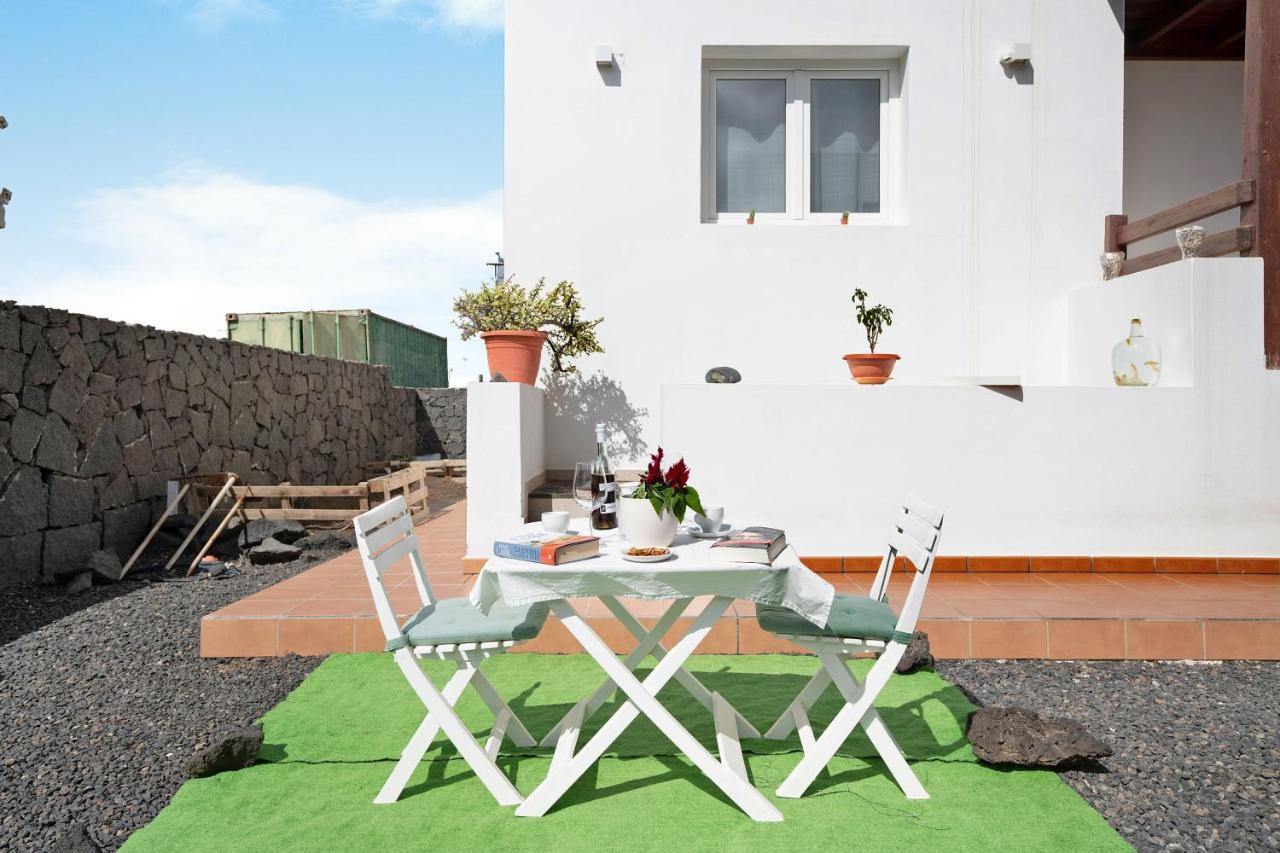 Casa Rosi Apartment Tinajo Luaran gambar